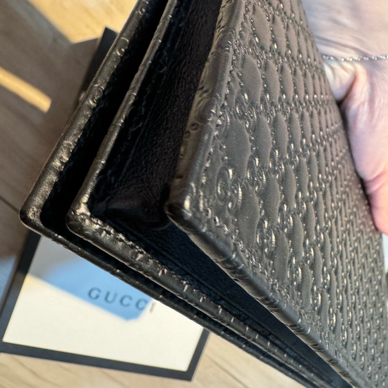 GUCCI經典標誌印花細緻牛皮質感絕佳 可拆斜背式中長夾WOC-15