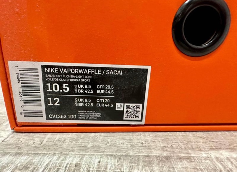 Nike x sacai VP 紅藍白 尺寸10.5 28.5cm-11