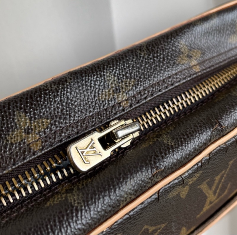 🔥限時特價至7/25🧸LV 單層 相機包 郵差包 男女通用-9