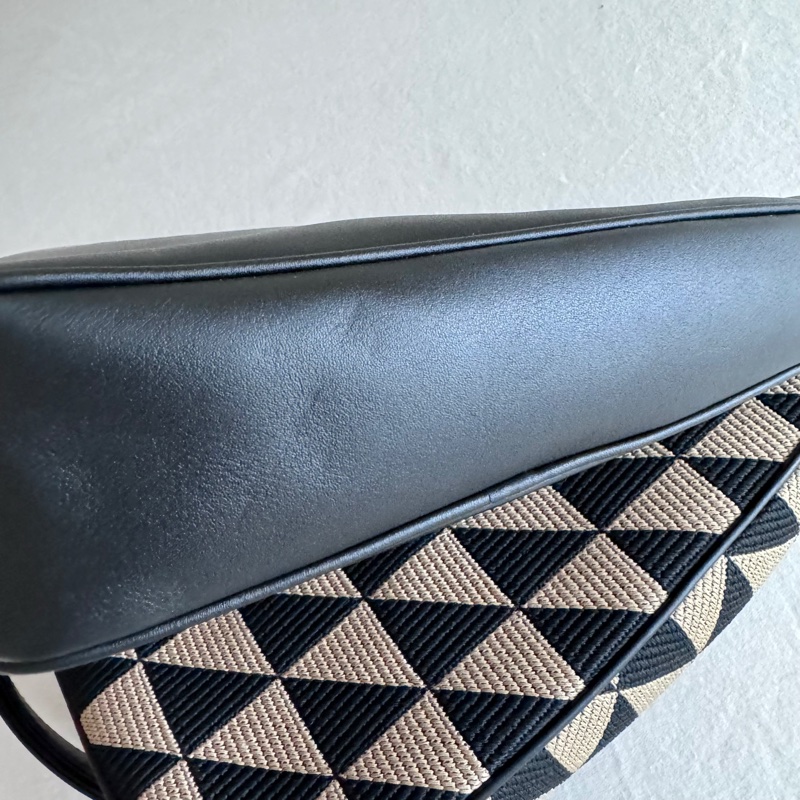 便宜賣PRADA 雙面三角包小牛皮雙子包 附皮背帶與金鍊背帶-11