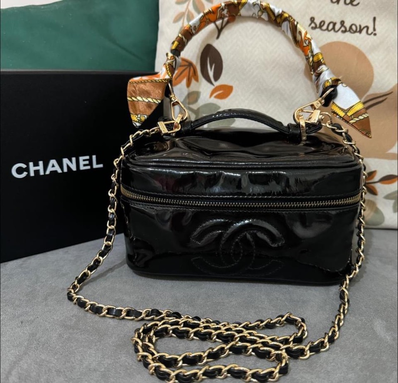 稀有經典香奈兒 Chanel vintage 大logo 黑色 小牛漆皮 金釦 手提化妝箱包 鏈條斜背包-2