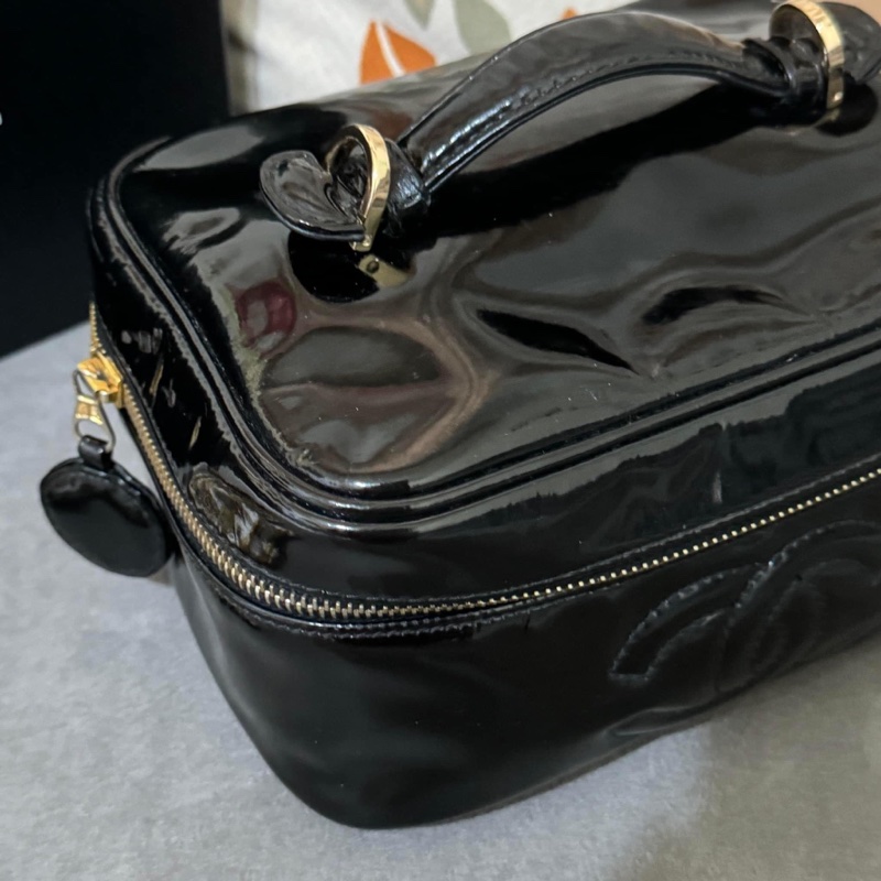 稀有經典香奈兒 Chanel vintage 大logo 黑色 小牛漆皮 金釦 手提化妝箱包 鏈條斜背包-13