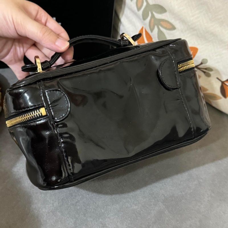 稀有經典香奈兒 Chanel vintage 大logo 黑色 小牛漆皮 金釦 手提化妝箱包 鏈條斜背包-22