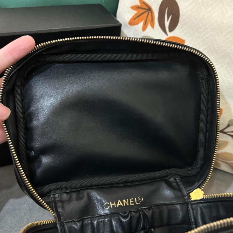 稀有經典香奈兒 Chanel vintage 大logo 黑色 小牛漆皮 金釦 手提化妝箱包 鏈條斜背包-24