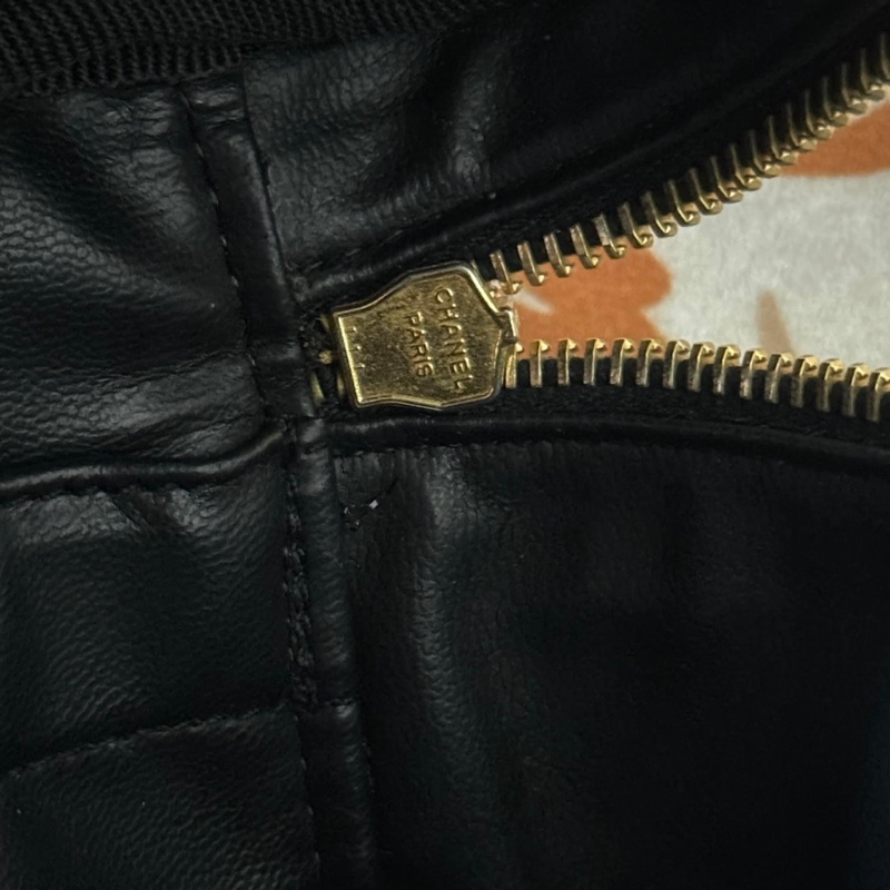 稀有經典香奈兒 Chanel vintage 大logo 黑色 小牛漆皮 金釦 手提化妝箱包 鏈條斜背包-30