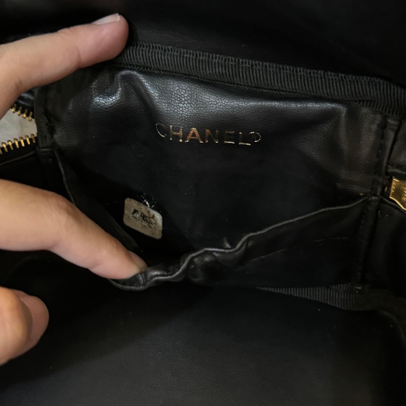 稀有經典香奈兒 Chanel vintage 大logo 黑色 小牛漆皮 金釦 手提化妝箱包 鏈條斜背包-31
