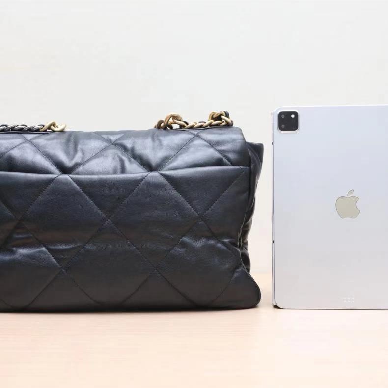 CHANEL(香奈兒) 19BAG 口蓋包 大號 36cm 黑色  30開 金扣 大菱格紋-1