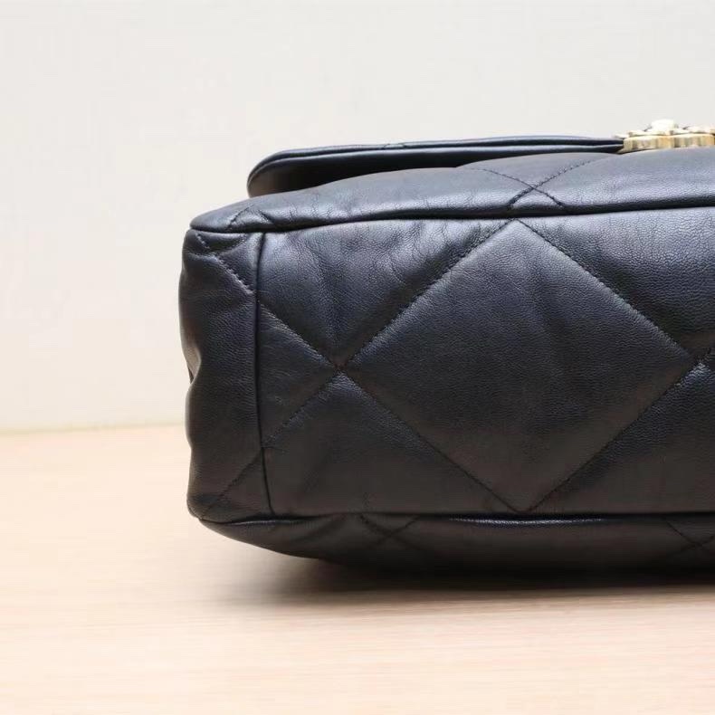 CHANEL(香奈兒) 19BAG 口蓋包 大號 36cm 黑色  30開 金扣 大菱格紋-2
