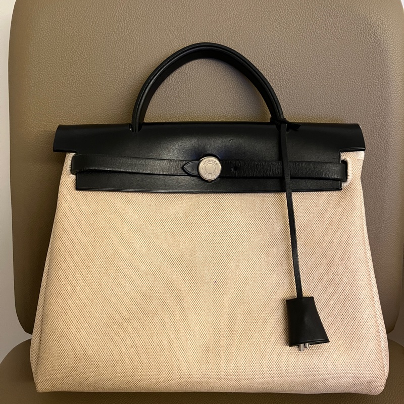 Hermès Herbag31 Vintage E刻 可替換黑米雙色包-1