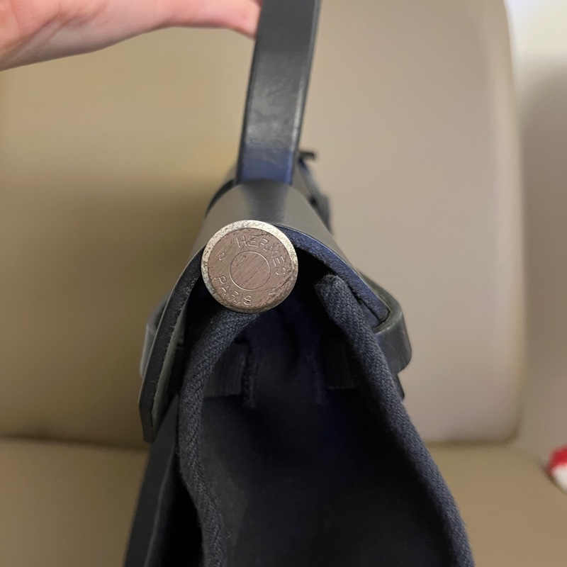 Hermès Herbag31 Vintage E刻 可替換黑米雙色包-20