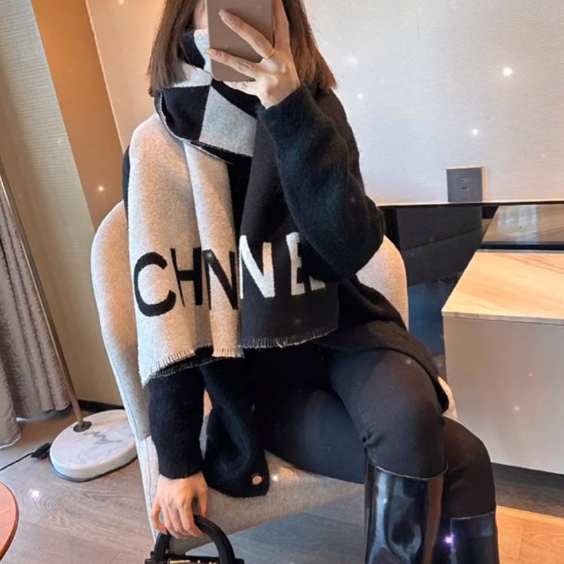 CHANEL 香奈兒 100%喀什米爾圍巾 雙C大Logo 熊貓配色圍巾 不是羊毛的喔-0