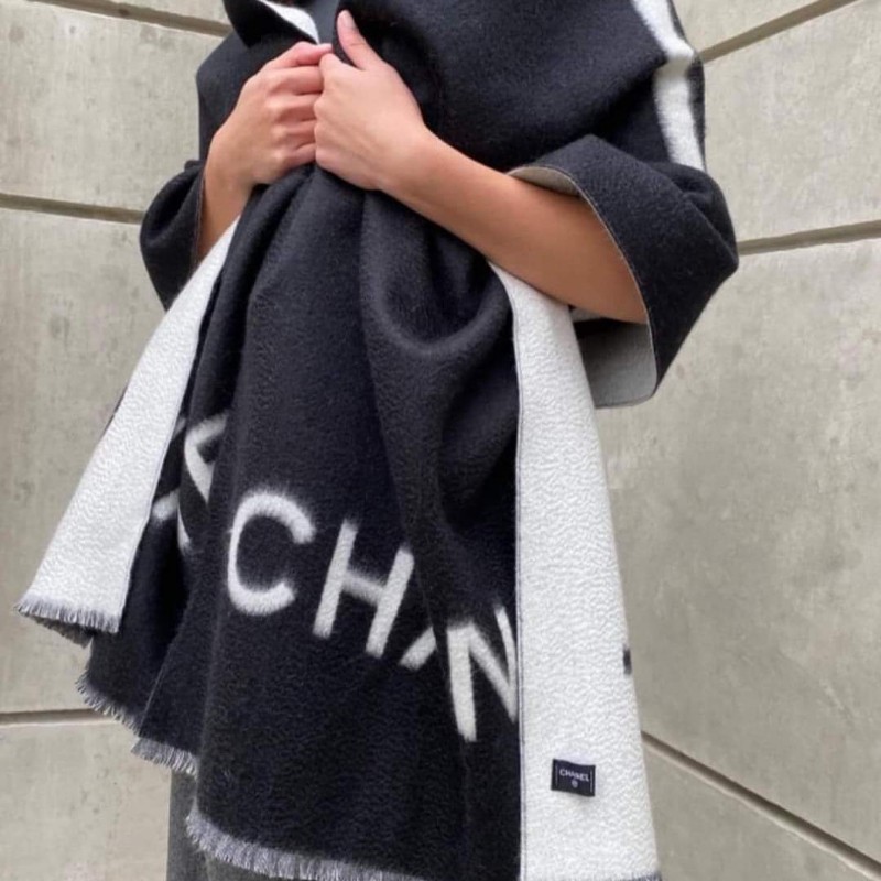 CHANEL 香奈兒 100%喀什米爾圍巾 雙C大Logo 熊貓配色圍巾 不是羊毛的喔-5