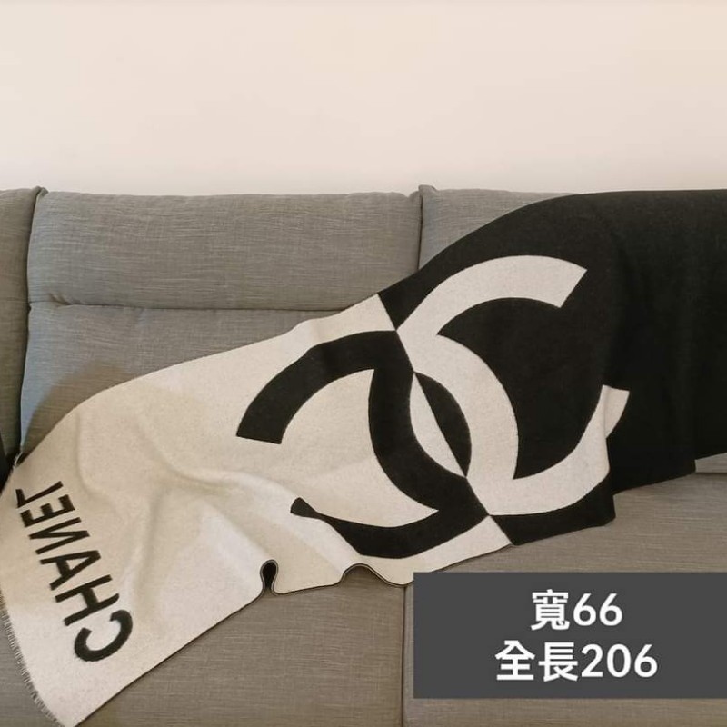 CHANEL 香奈兒 100%喀什米爾圍巾 雙C大Logo 熊貓配色圍巾 不是羊毛的喔-11