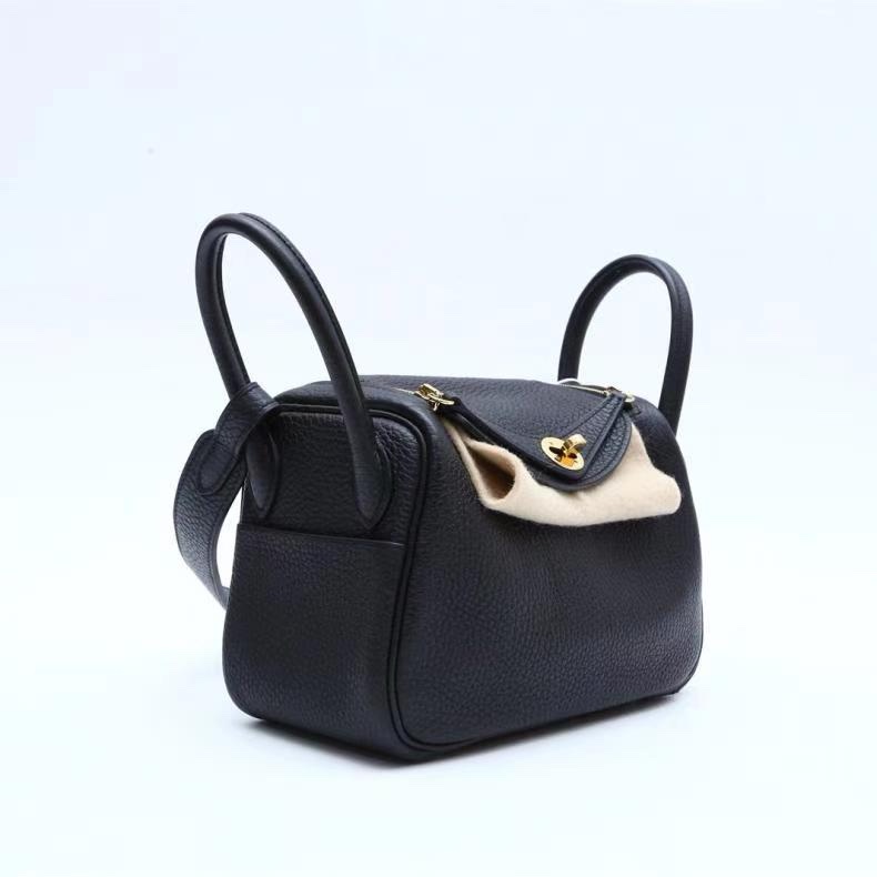 HERMES(愛馬仕) Lindy Mini 89黑色 TC皮 Z刻 金扣-1