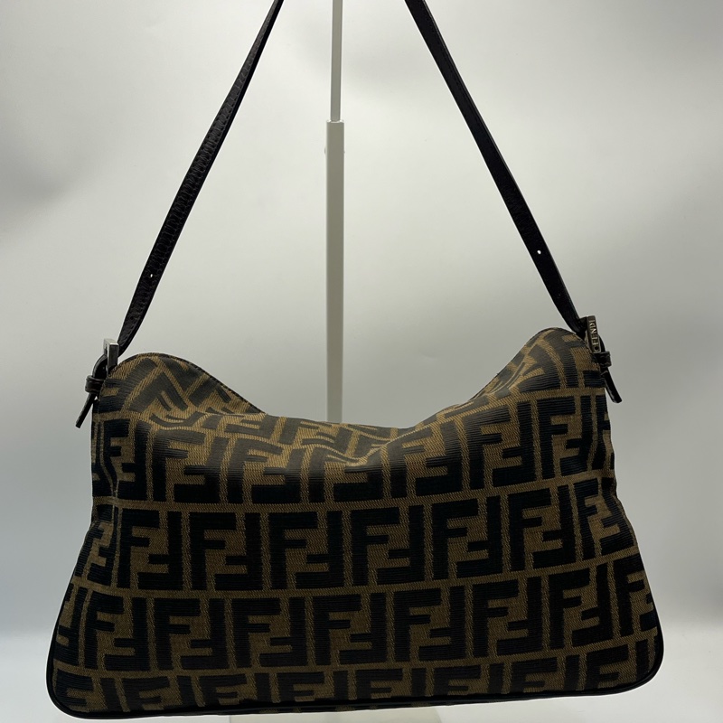 🏷️ FENDI 法棍-9