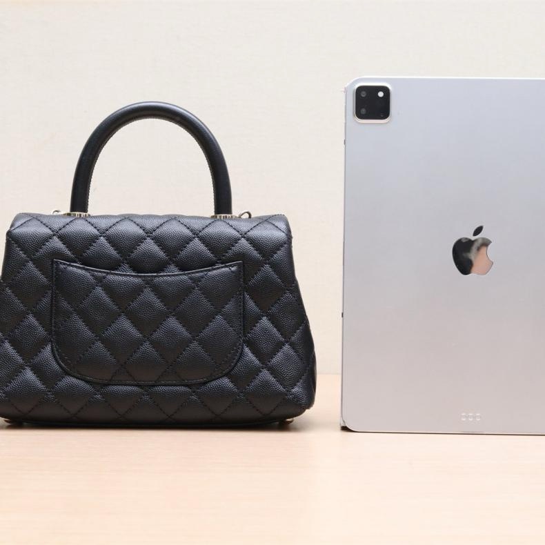 CHANEL(香奈兒) Coco Handle 小號 24cm黑色 荔枝 30開 金扣-2