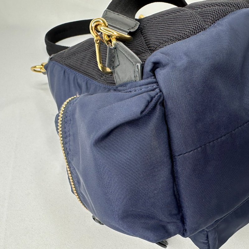 BURBERRY The Rucksack科技尼龍後背包-15