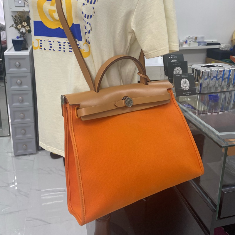 Hermes 愛馬仕 Herbag 31 橙色/焦糖色牛皮-2