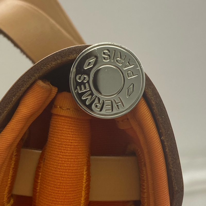 Hermes 愛馬仕 Herbag 31 橙色/焦糖色牛皮-15