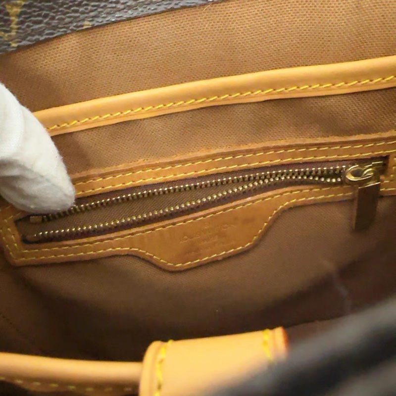 Lv Vivian 小號托特手提包👜 🈚️破🈚️裂 超顯氣質❤️-22