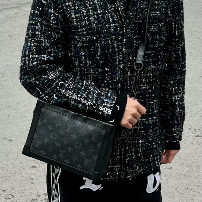 半價五折出售‼️Lv Soft Trunk黑色箱包（台灣專櫃購入）-4