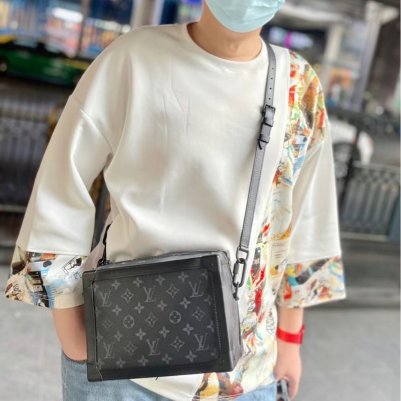 半價五折出售‼️Lv Soft Trunk黑色箱包（台灣專櫃購入）-7