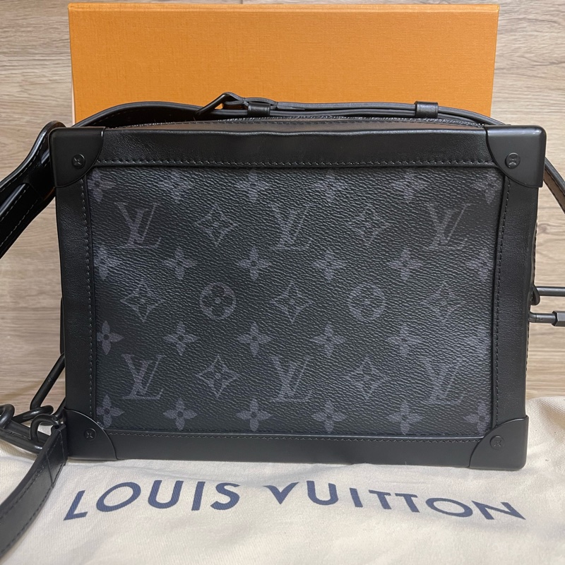 半價五折出售‼️Lv Soft Trunk黑色箱包（台灣專櫃購入）-8