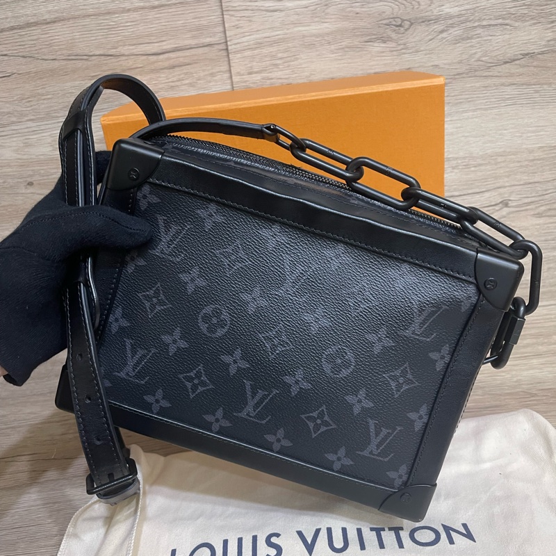 半價五折出售‼️Lv Soft Trunk黑色箱包（台灣專櫃購入）-9