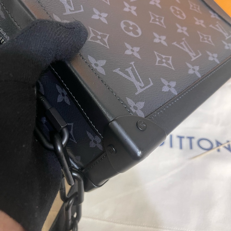 半價五折出售‼️Lv Soft Trunk黑色箱包（台灣專櫃購入）-10