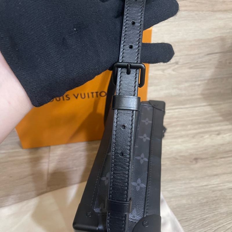 半價五折出售‼️Lv Soft Trunk黑色箱包（台灣專櫃購入）-17