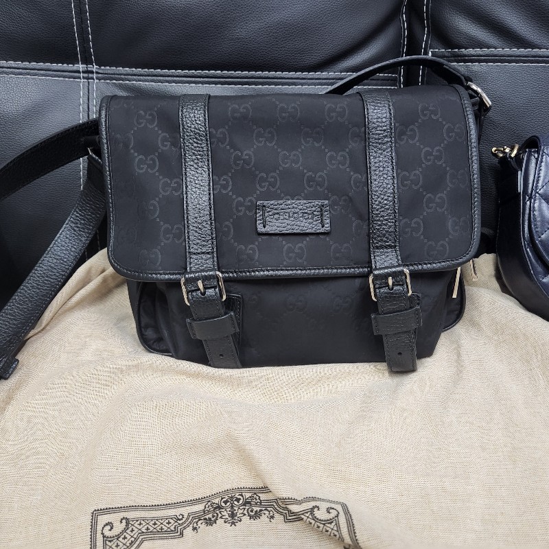 gucci小書包(已售出)-2