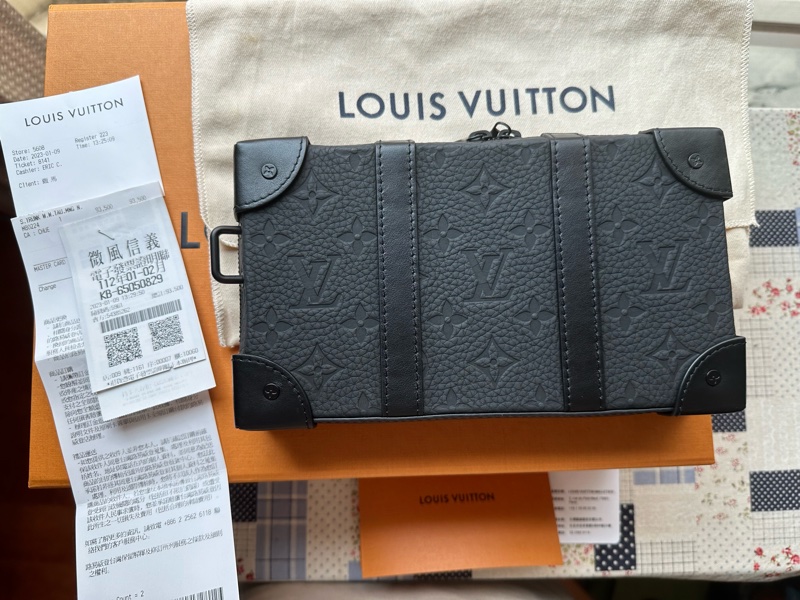 M80224 Soft Trunk 錢包-2