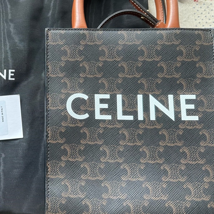 標誌印花及CELINE印花牛皮革迷你型直式CABAS手袋 黃褐色-5