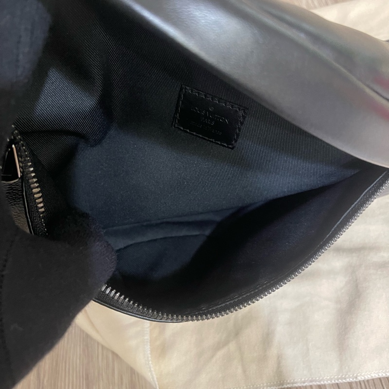 Lv黑老花腰包(台灣專櫃購入配件齊全❣️)-14