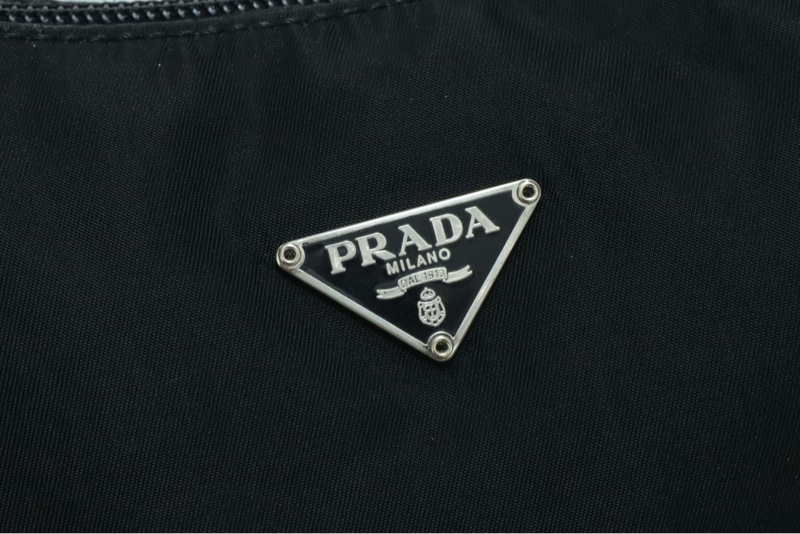 Prada Hobo bag🖤-1