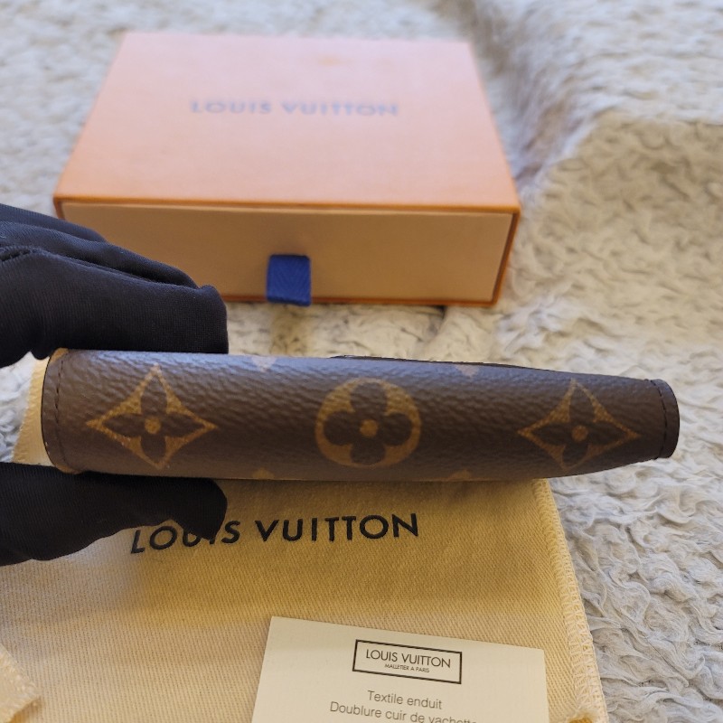 LV M62472 VICTORINE 三折釦式錢包短夾(咖啡色)-7