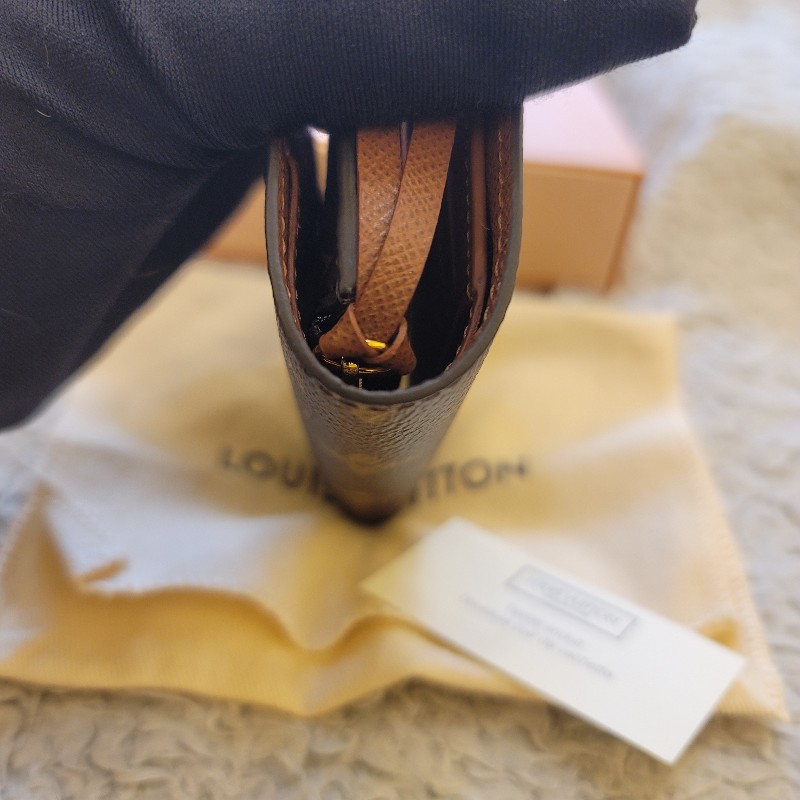 LV M62472 VICTORINE 三折釦式錢包短夾(咖啡色)-14