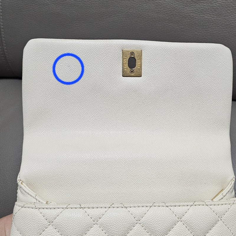 (已保留)🤍CHANEL🤍 CHANEL COCO handle 24 奶油白(小號)〈金扣保卡23開〉-36