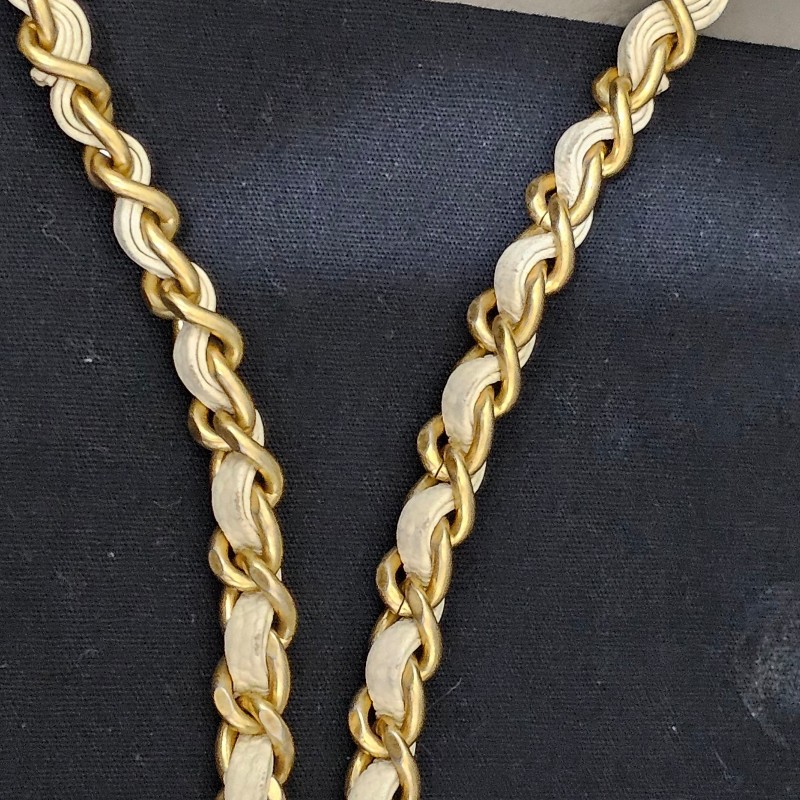 (已保留)🤍CHANEL🤍 CHANEL COCO handle 24 奶油白(小號)〈金扣保卡23開〉-42
