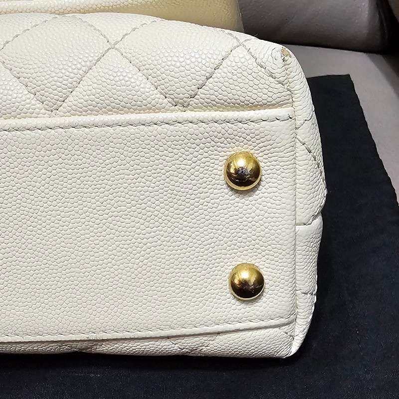 (已保留)🤍CHANEL🤍 CHANEL COCO handle 24 奶油白(小號)〈金扣保卡23開〉-43