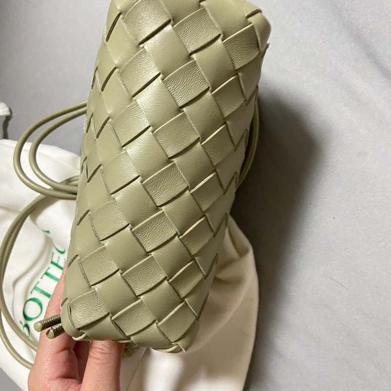 二手 BV mini loop camera bag-4