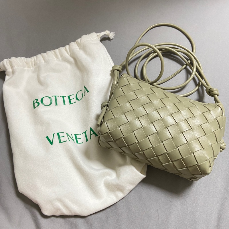 二手 BV mini loop camera bag-5