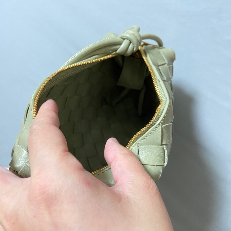 二手 BV mini loop camera bag-7