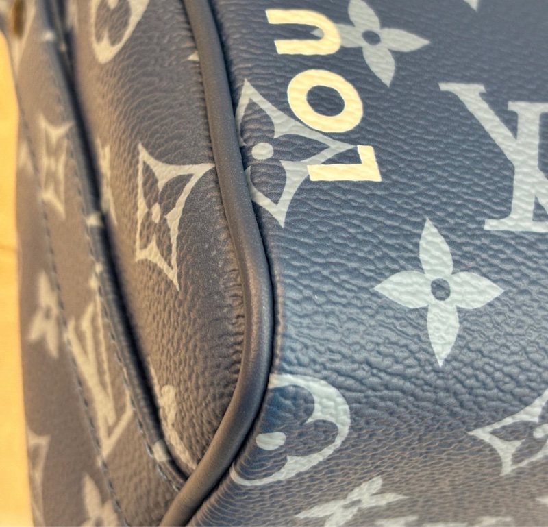 LV M46803 KEEPALL BANDOULIÈRE 25 大西洋藍 把手 斜背包*9成新25 x 15 x 11 cm 買113000 割愛71800買到賺到🤎🤎正常使用痕跡 高標繞道-5