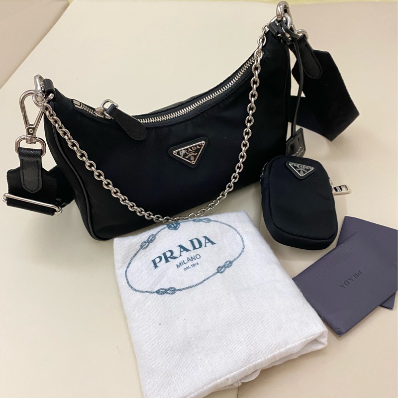 PRADA 經典TESSUTO三角LOGO尼龍拉鍊手提/斜背兩用包(黑1BH204-TESSUTO+SAFFIAN-NERO)-13
