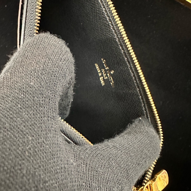 Lν  M80348 SLIM 拉鏈錢包 手拿包 卡包 女款 黑色 卡夾 經典老花-4