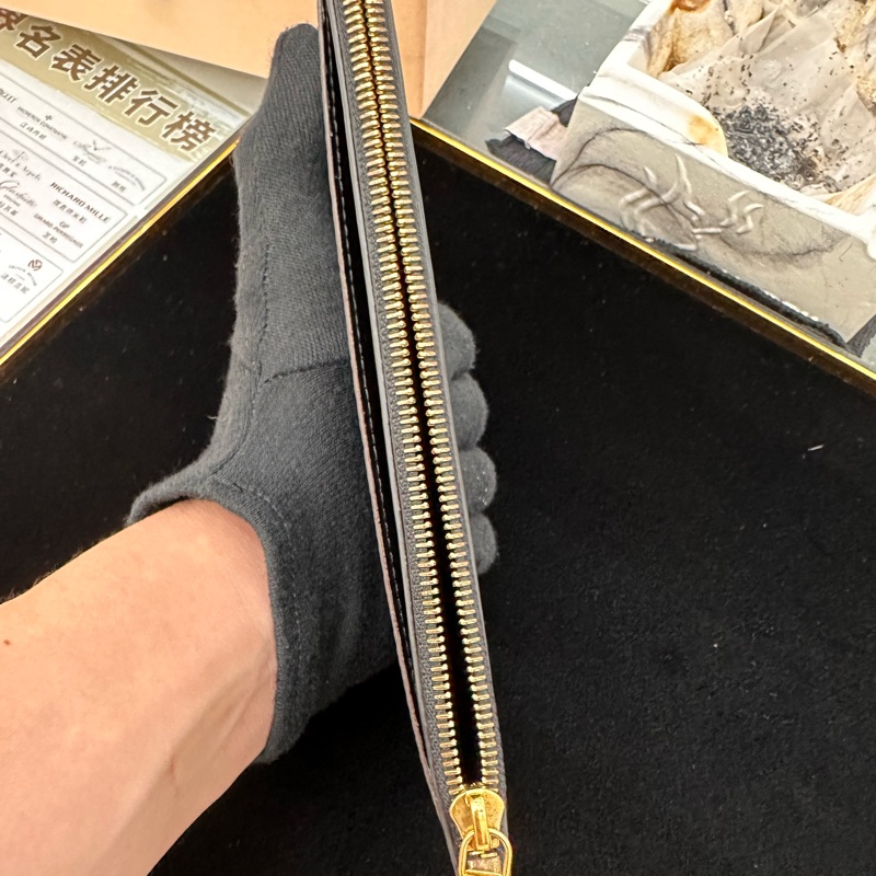 Lν  M80348 SLIM 拉鏈錢包 手拿包 卡包 女款 黑色 卡夾 經典老花-5