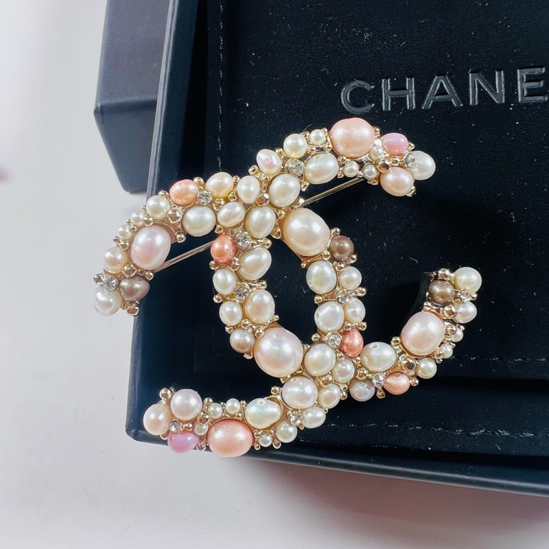 香奈兒胸針-2