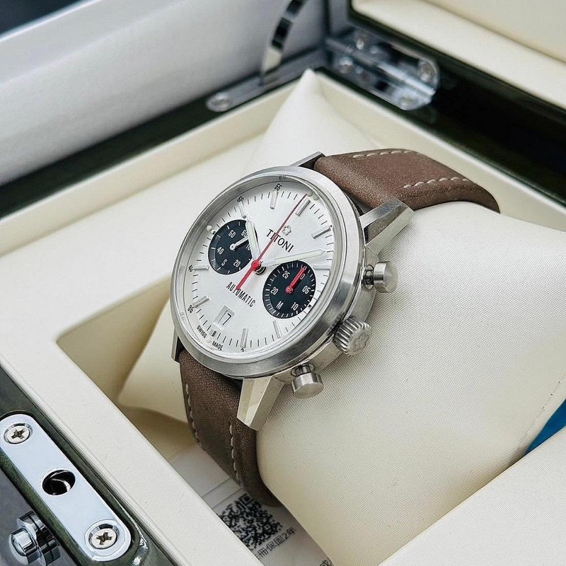 TITONI 瑞士梅花錶-1