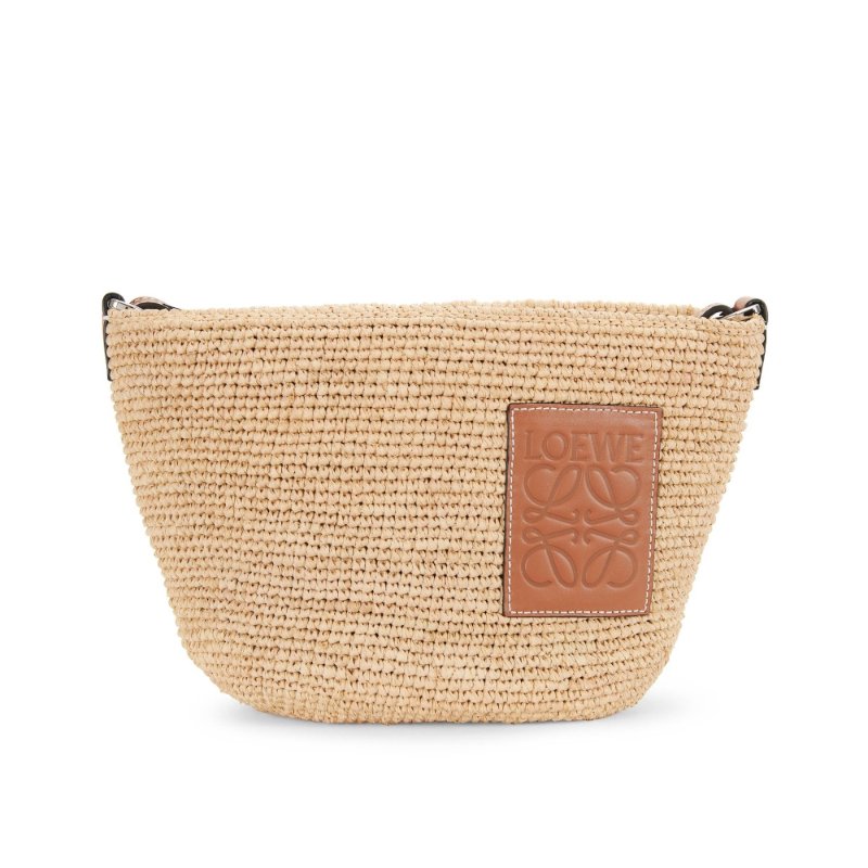 【LOEWE 羅威】Slit Pochette 酒椰纖維 緹花拼小牛皮 拉鍊 肩背包 水桶包 草編包 原色 棕褐色-1